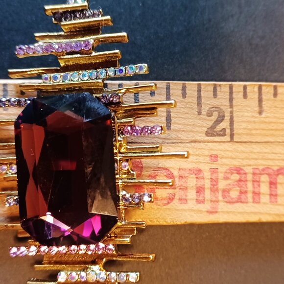 Elegant Rhinestone Brooch - Picture 5 of 5